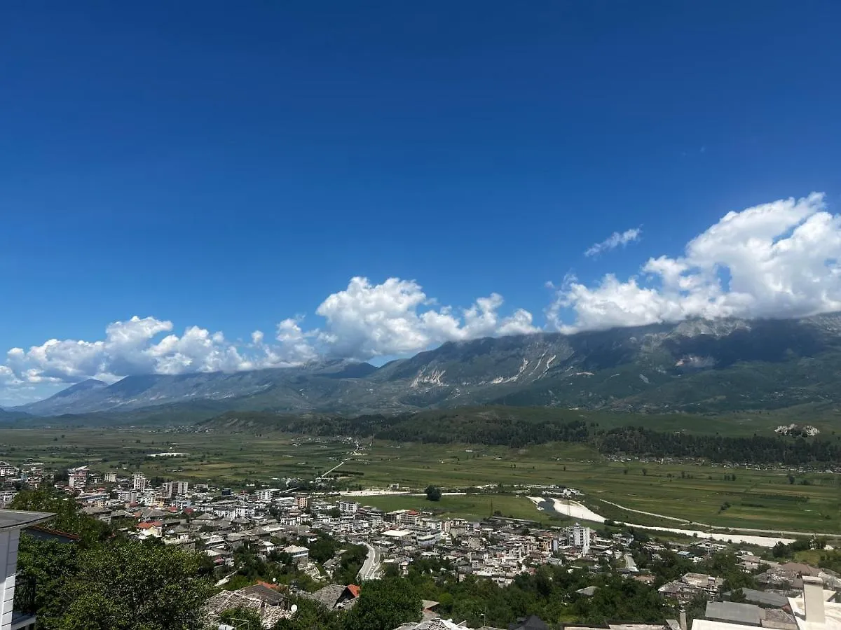 Himalayas Hotel Gjirokaster Guest house