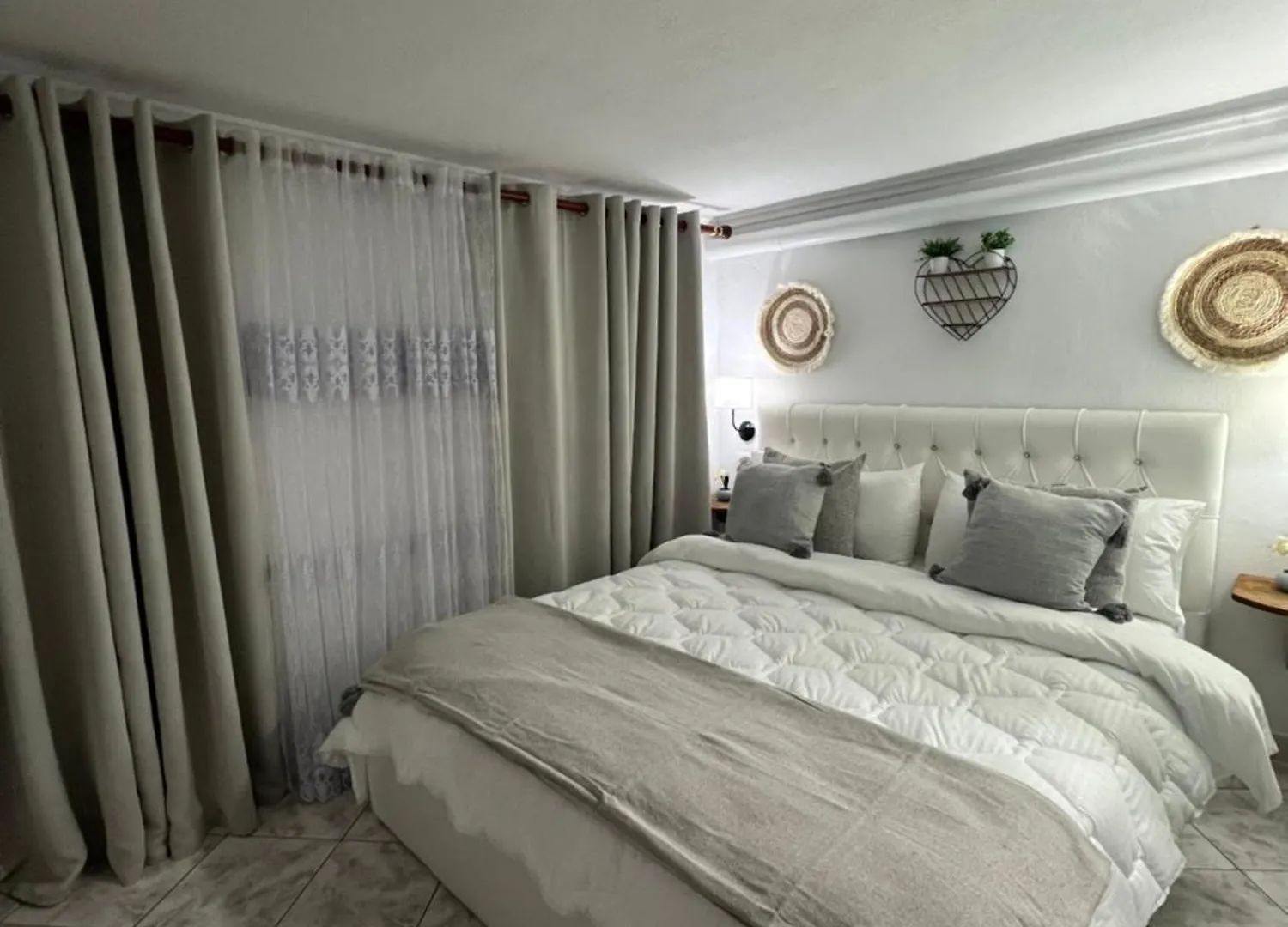 Himalayas Hotel Gjirokaster Guest house