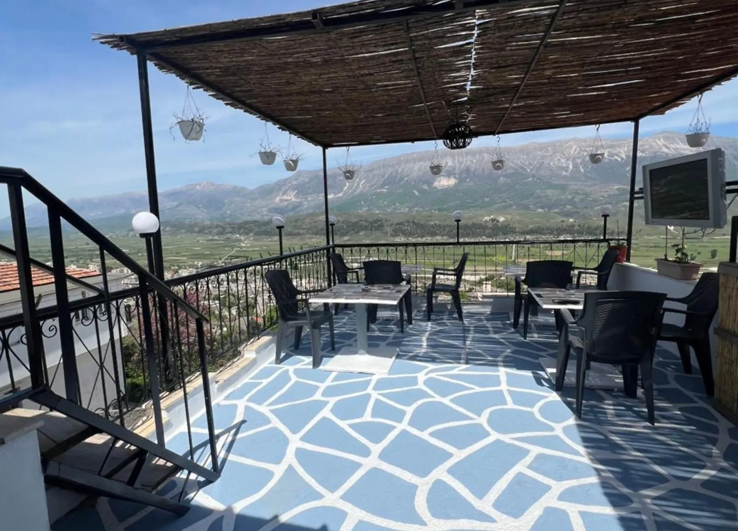 Hotel Himalayas Gjirokastër Albania