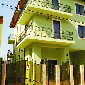 Edera - Gazda Profesionista Bucarest